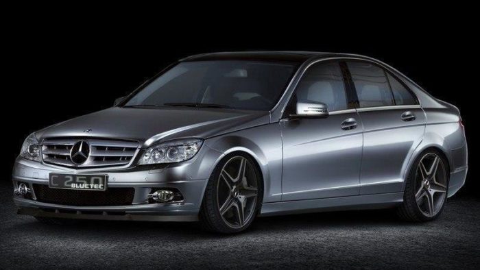 Lame de Pare-Chocs Avant Pour  Mercedes CLASSE C W204 AVANT FACELIFT – Image 1