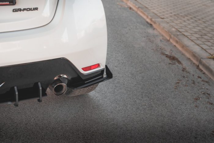 Lame de Pare-Chocs Arrière Pour  + Flaps Toyota GR Yaris Mk4 – Image 3